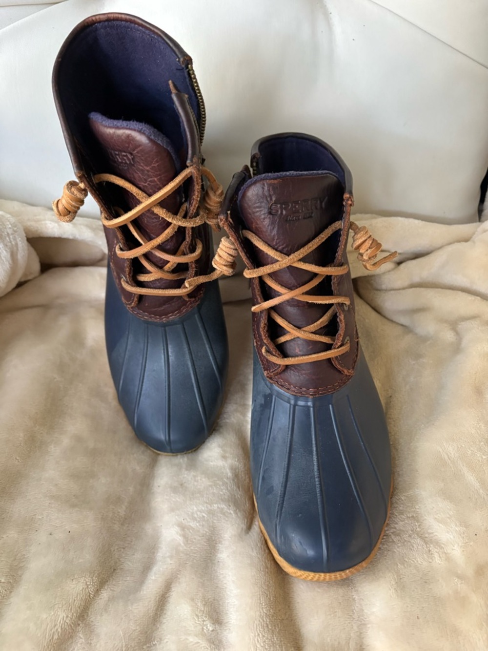 Sperry Saltwater 4-eye Duck Boots •waterproof •navy and brown •size 8 - Picture 5 of 16